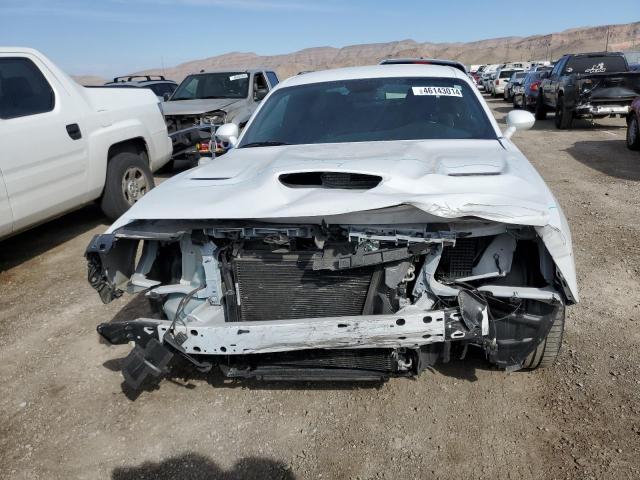 2C3CDZFJ9KH546482 - 2019 DODGE CHALLENGER R/T SCAT PACK WHITE photo 5
