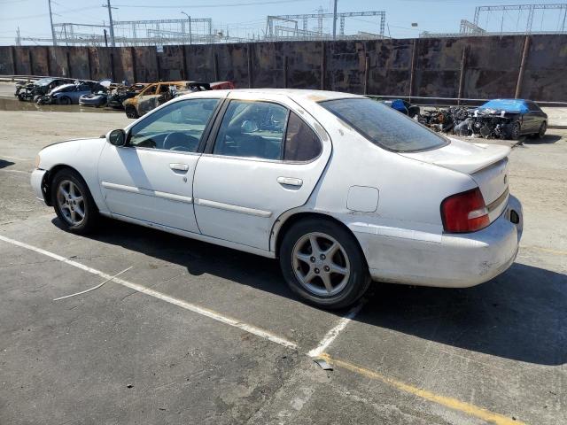 1N4DL01D01C222733 - 2001 NISSAN ALTIMA XE WHITE photo 2