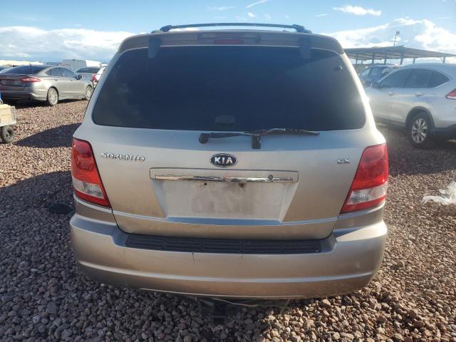 KNDJD733X65637383 - 2006 KIA SORENTO EX GOLD photo 6