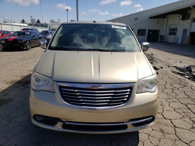 2A4RR6DG1BR666763 - 2011 CHRYSLER TOWN & COU LIMITED GOLD photo 5