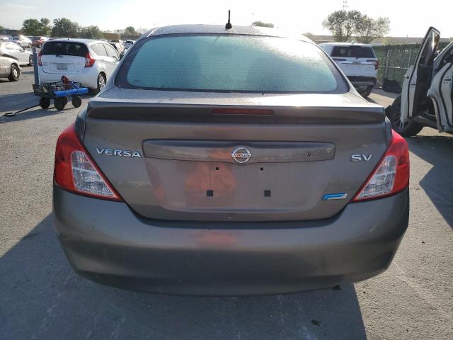 3N1CN7AP0DL886352 - 2013 NISSAN VERSA S GRAY photo 6