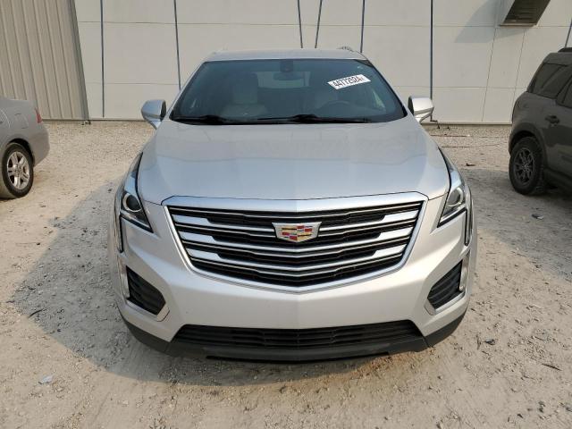 1GYKNARS1JZ190337 - 2018 CADILLAC XT5 SILVER photo 5