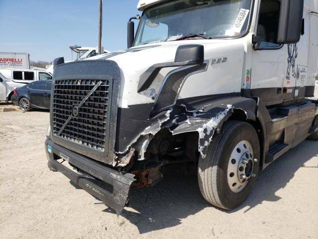 4V4NC9GH96N413337 - 2006 VOLVO VN VNL WHITE photo 9