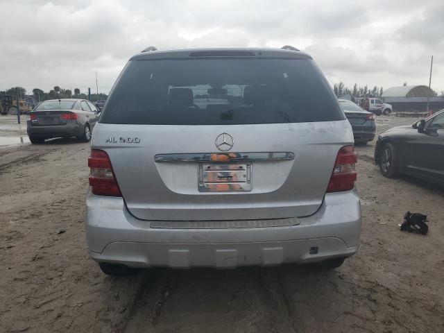 4JGBB75EX6A055392 - 2006 MERCEDES-BENZ ML 500 SILVER photo 6