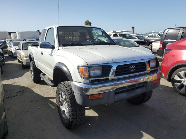 4TAWN74N4TZ102312 - 1996 TOYOTA TACOMA XTRACAB SR5 WHITE photo 4