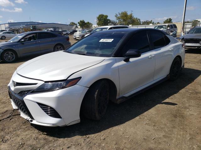 4T1NZ1AK5LU043601 - 2020 TOYOTA CAMRY TRD WHITE photo 1