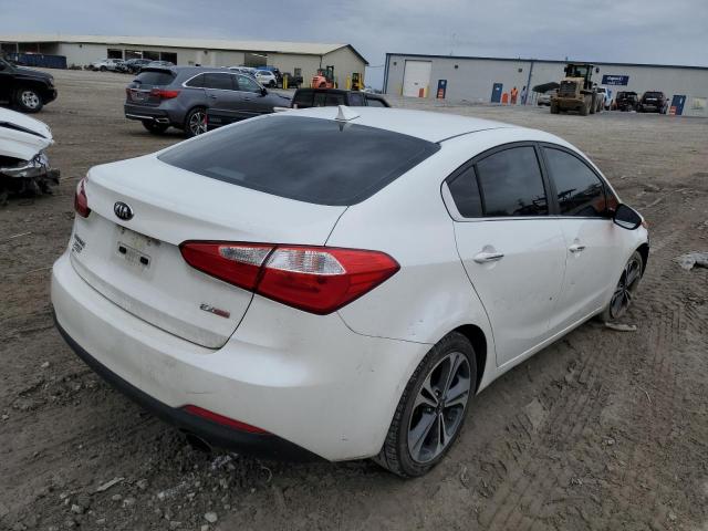 KNAFX4A88F5316773 - 2015 KIA FORTE EX WHITE photo 3