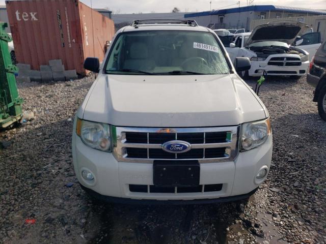 1FMCU0DG7CKB74760 - 2012 FORD ESCAPE XLT WHITE photo 5