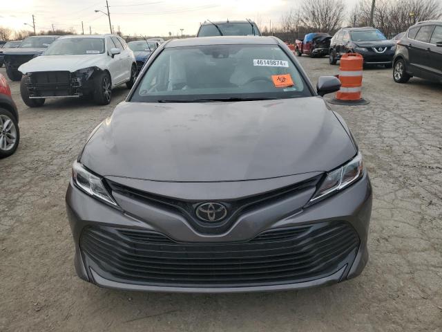 4T1B11HK7KU836770 - 2019 TOYOTA CAMRY L GRAY photo 5