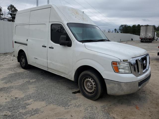 1N6BF0LX1DN105703 - 2013 NISSAN NV 2500 WHITE photo 4