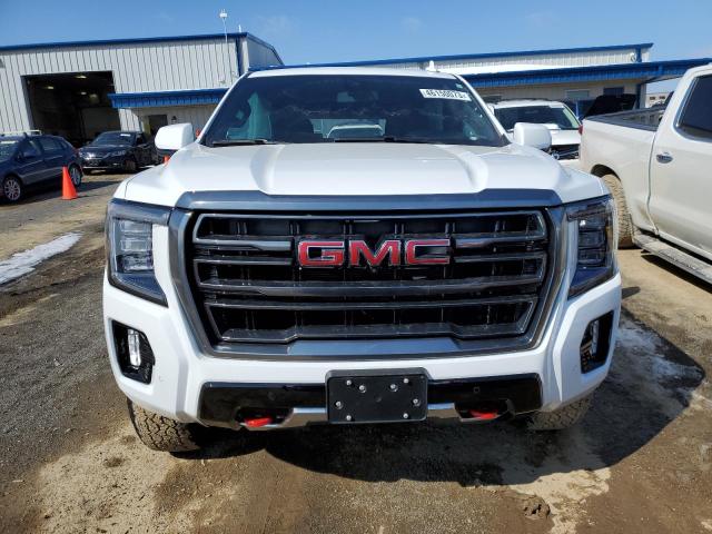 1GKS2CKD0MR237176 - 2021 GMC YUKON AT4 WHITE photo 5