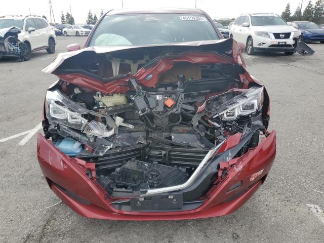 1N4AZ1CP5JC307498 - 2018 NISSAN LEAF S RED photo 5