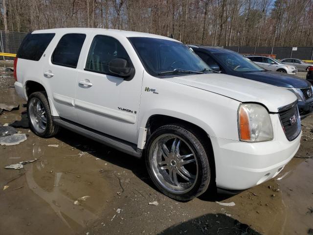 1GKFK13538R243573 - 2008 GMC YUKON HYBRID WHITE photo 4