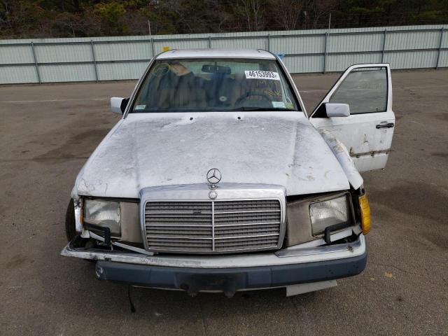 WDBEB28D4NB743953 - 1992 MERCEDES-BENZ 300 D WHITE photo 5