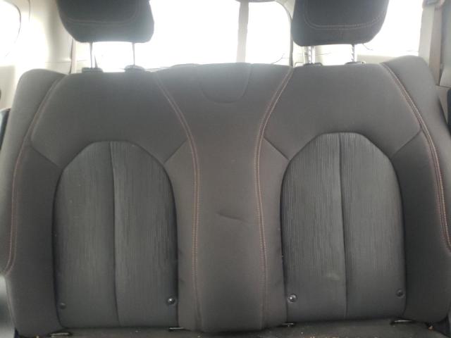 2C4RC1AG9JR113078 - 2018 CHRYSLER PACIFICA L GRAY photo 10