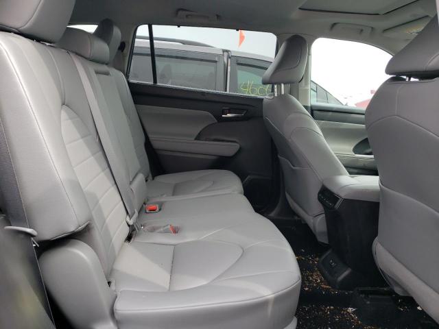 5TDHZRBH5MS533870 - 2021 TOYOTA HIGHLANDER XLE BLACK photo 11