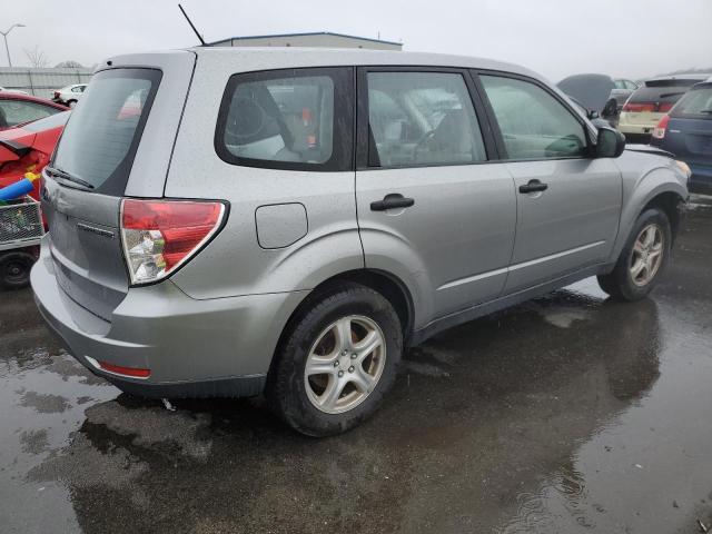 JF2SH61629G736497 - 2009 SUBARU FORESTER 2.5X SILVER photo 3