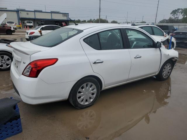 3N1CN7AP7HK462002 - 2017 NISSAN VERSA S WHITE photo 3