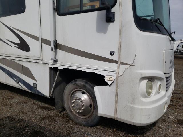 1F6MF53Y860A10608 - 2006 FORD F550 SUPER DUTY STRIPPED CHASSIS WHITE photo 10