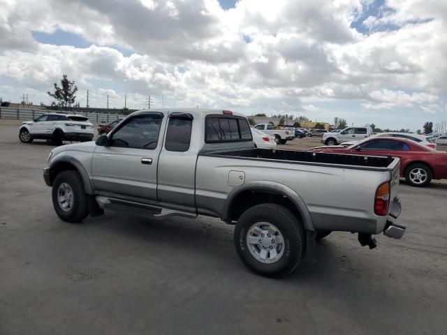 4TASM92N8YZ577601 - 2000 TOYOTA TACOMA XTRACAB PRERUNNER ვერცხლისფერი ფოტო 2