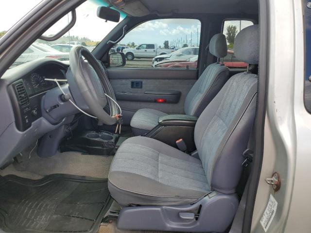 4TASM92N8YZ577601 - 2000 TOYOTA TACOMA XTRACAB PRERUNNER ვერცხლისფერი ფოტო 7