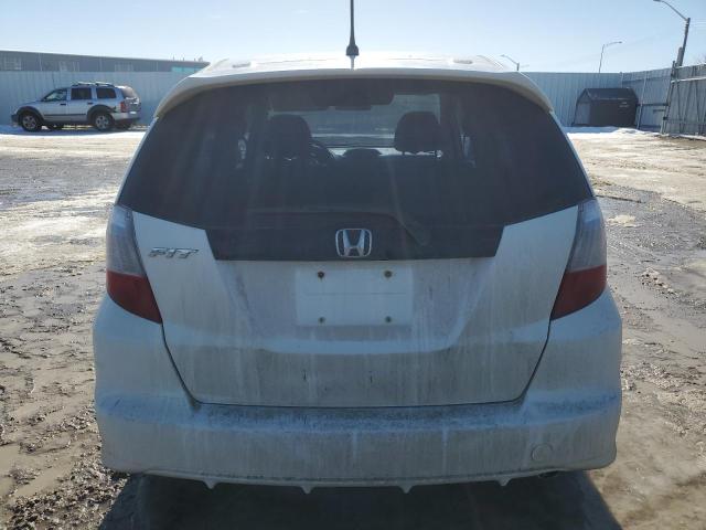 JHMGE8H73BC802638 - 2011 HONDA FIT SPORT WHITE photo 6