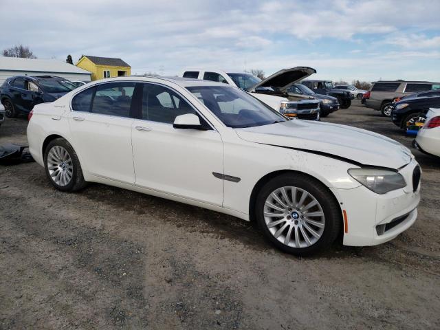 WBAKX6C55CC197178 - 2012 BMW 750 I WHITE photo 4