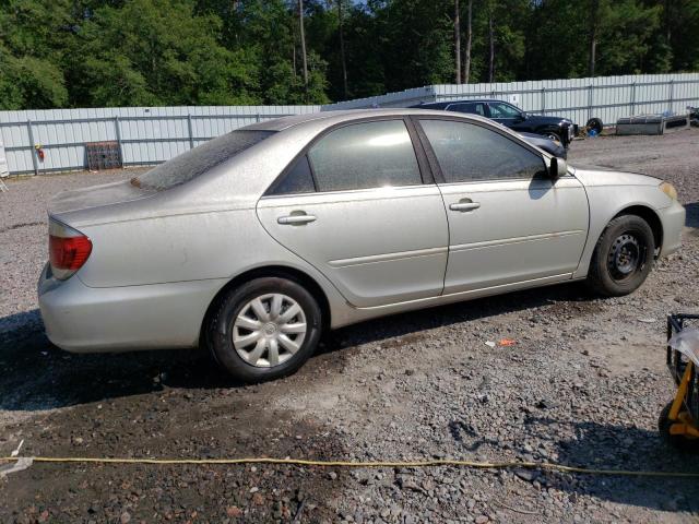 4T1BE32K25U957185 - 2005 TOYOTA CAMRY LE SILVER photo 3