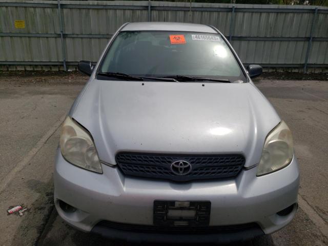 2T1KR32E18C705139 - 2008 TOYOTA COROLLA MA XR SILVER photo 5