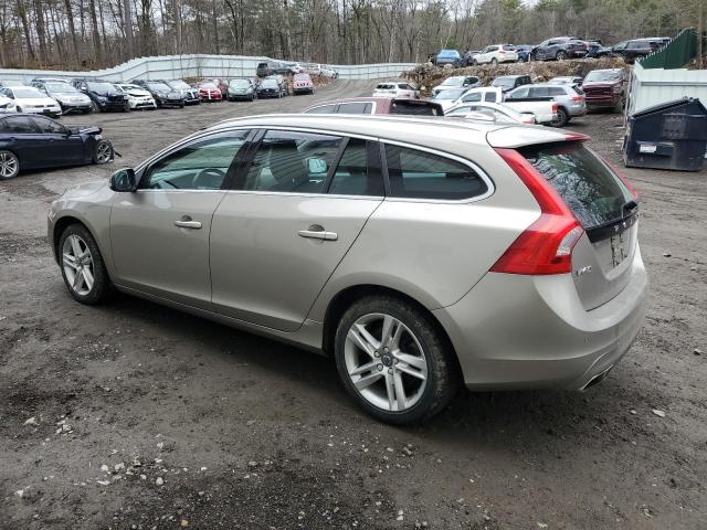 YV140MEK9F1267167 - 2015 VOLVO V60 PREMIER GOLD photo 2