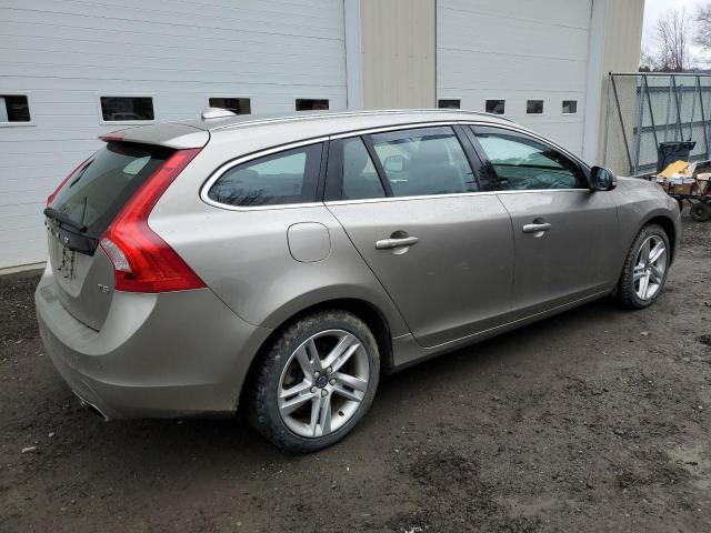 YV140MEK9F1267167 - 2015 VOLVO V60 PREMIER GOLD photo 3