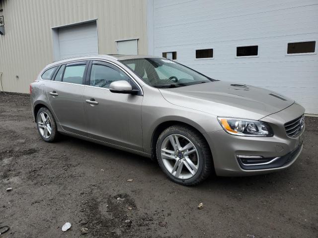 YV140MEK9F1267167 - 2015 VOLVO V60 PREMIER GOLD photo 4