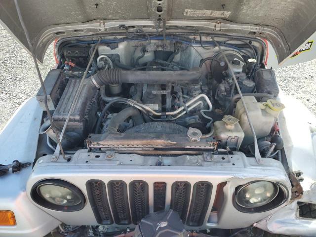 1J4FA39SX2P743895 - 2002 JEEP WRANGLER / X SILVER photo 11