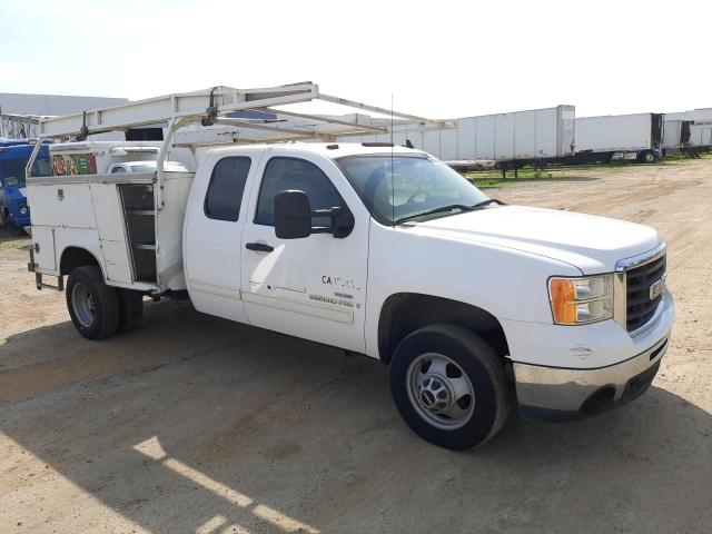 1GDJC39678E174307 - 2008 GMC SIERRA C3500 WHITE photo 4