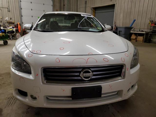 1N4AA5AP5EC915190 - 2014 NISSAN MAXIMA S WHITE photo 5