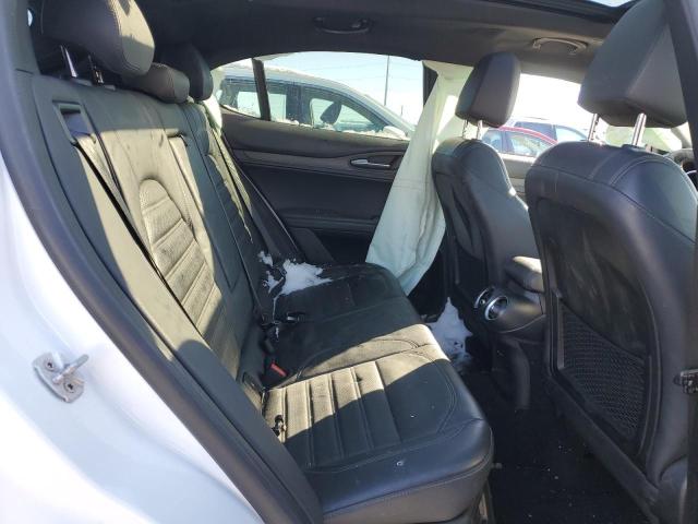 ZASFAKNN2J7B82372 - 2018 ALFA ROMEO STELVIO TI SPORT WHITE photo 10