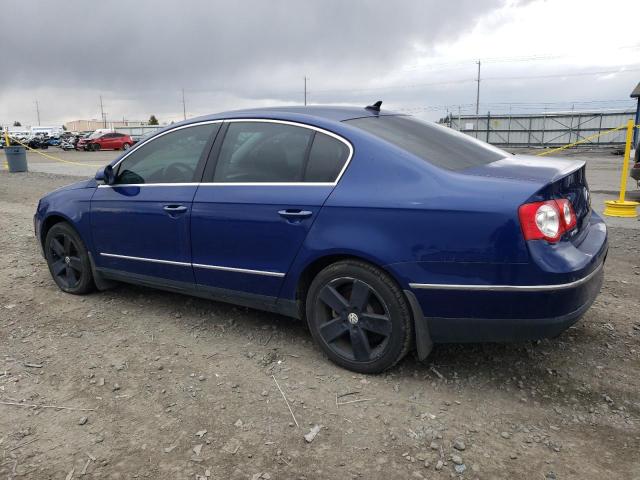 WVWAK73C78P111693 - 2008 VOLKSWAGEN PASSAT KOMFORT BLUE photo 2