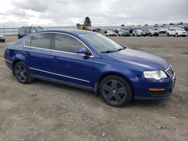 WVWAK73C78P111693 - 2008 VOLKSWAGEN PASSAT KOMFORT BLUE photo 4