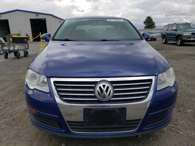 WVWAK73C78P111693 - 2008 VOLKSWAGEN PASSAT KOMFORT BLUE photo 5