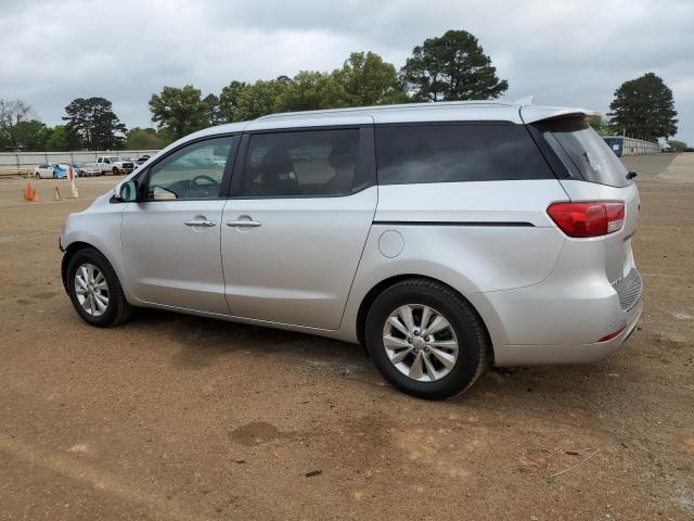 KNDMB5C15H6283162 - 2017 KIA SEDONA LX SILVER photo 2