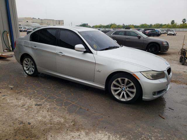 WBAPK5C51BF126720 - 2011 BMW 328 XI SULEV SILVER photo 4