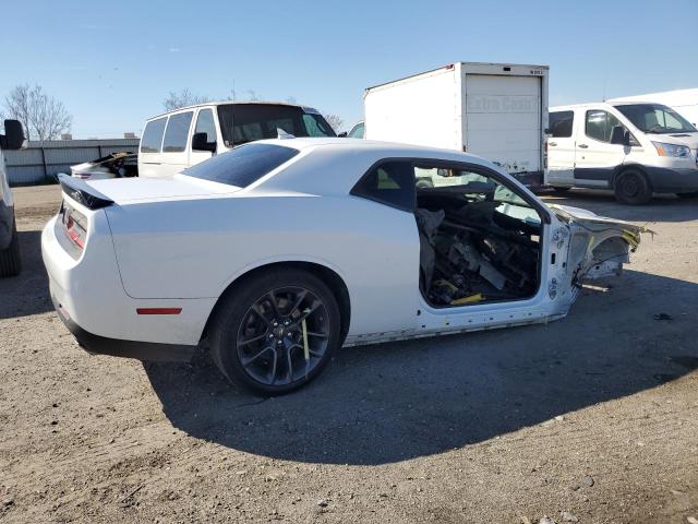 2C3CDZFJ6LH250417 - 2020 DODGE CHALLENGER R/T SCAT PACK WHITE photo 3