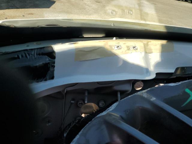 2C3CDZFJ6LH250417 - 2020 DODGE CHALLENGER R/T SCAT PACK WHITE photo 9