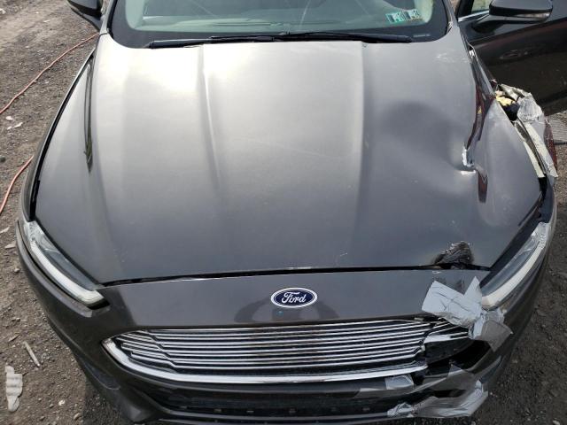 3FA6P0T92GR310067 - 2016 FORD FUSION SE CHARCOAL photo 11