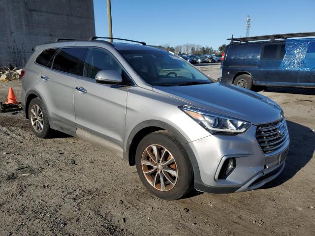 KM8SNDHF3JU287057 - 2018 HYUNDAI SANTA FE SE SILVER photo 4