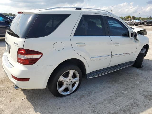 4JGBB72E59A453585 - 2009 MERCEDES-BENZ ML 550 WHITE photo 3