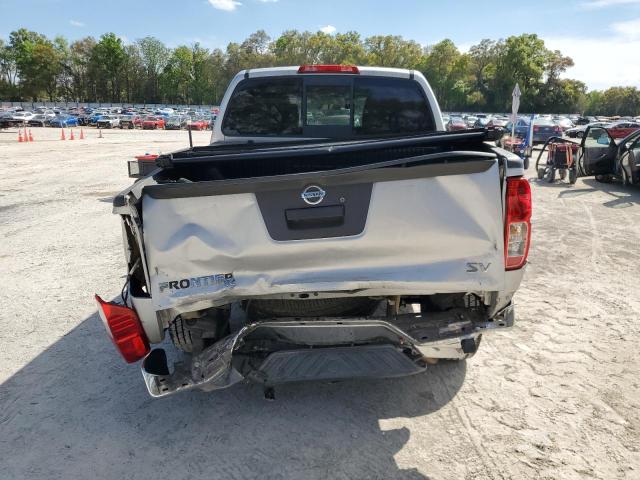 1N6AD0ER4JN767500 - 2018 NISSAN FRONTIER S SILVER photo 6