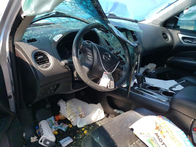 5N1AR2MN8FC686139 - 2015 NISSAN PATHFINDER S 银色 照片 8