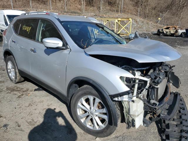 KNMAT2MVXFP575901 - 2015 NISSAN ROGUE S SILVER photo 4