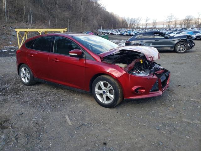 1FADP3K24EL415928 - 2014 FORD FOCUS SE RED photo 4